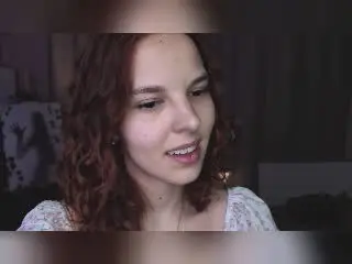 Xlovecam Free Porn Cam of ChayaParrett