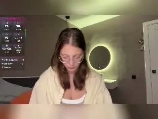 Xlovecam Free Live Porn of StaceyAverbach