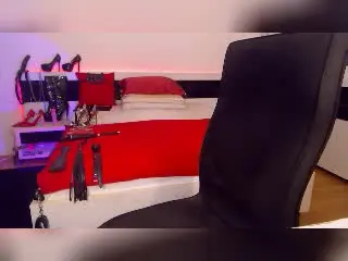 Xlovecam Live Sex Cam of MousseAuChocolat