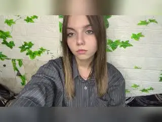 Xlovecam Adult Webcams of BrigetteLaurie