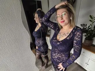 Xlovecam Sex Chat of AmandalaFrancaise