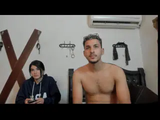 Xlovecam Watch Live Sex Cams of JadeAndBob
