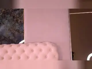 Xlovecam Sex Cam of BellaNoirre