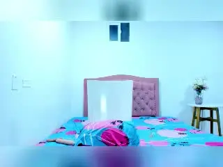 Xlovecam Free Live Porn of SexyCandyBabe69