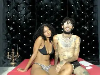 Xlovecam Live Sex Cam of JeniferandBenn
