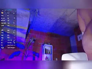 Xlovecam Live Sex Cam of TaniaCooper69