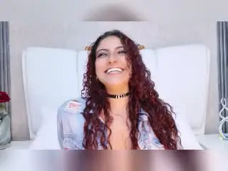 Xlovecam Free Porn Cam of MiaBianchi