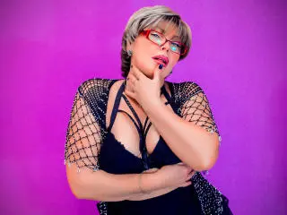 Xlovecam Free Porn Cam of LonelyMonika