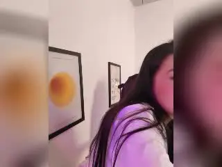 Xlovecam Live Sex Cam of IrisBlair