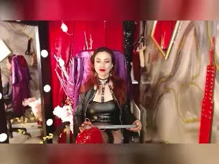 Xlovecam Private Sex Chat of QueenScarletSecret