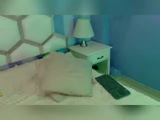Xlovecam Sex Cam of LilithRossi