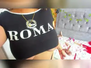 Xlovecam Free Porn Cam of MirandaDreams