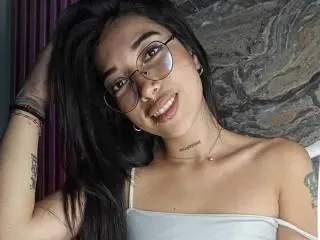 Xlovecam Free Porn Cam of KrystalEvans