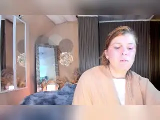 Xlovecam Best Webcam of MoonXVelvet