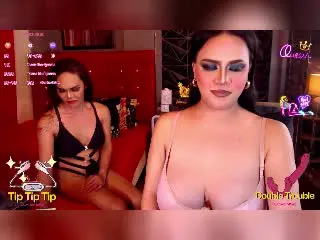 Xlovecam Live Sex Cam of TwoBombShell